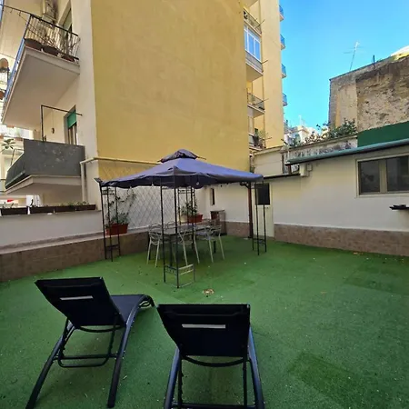 Nonnatitta A Chiaia * Νάπολη