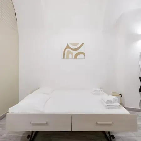 Apartamento Nonnatitta A Chiaia Nápoles