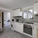 Nonnatitta A Chiaia