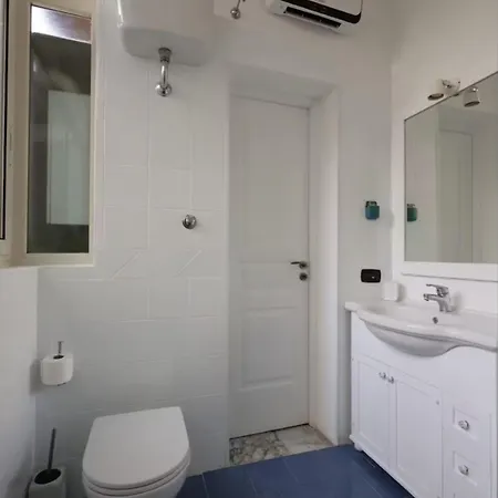 Apartament Nonnatitta A Chiaia *