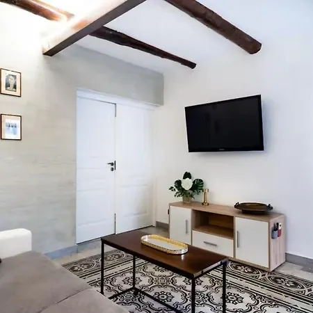 Apartament Nonnatitta A Chiaia